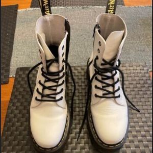 Womens Dr. Martens 1460 Max Platform Boot